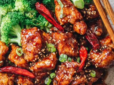 General Tso’s Chicken served with broccoli