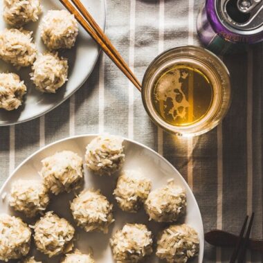 Pearl Balls (Steamed meatballs in sticky rice, 珍珠丸子) - Fun to cook and great tasting! | omnivorescookbook.com