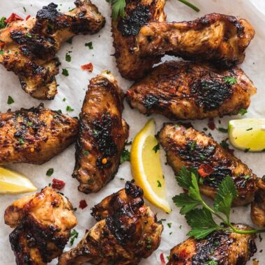 Honey Soy Chicken Wings (蜂蜜烤翅) - An easy snack that is perfect for your summer grilling party or weekend movie night!