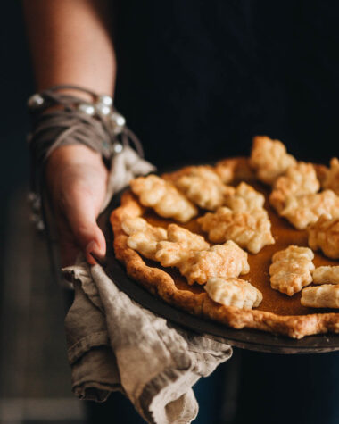 Kabocha Pumpkin Pie (a Lighter and Fluffier Pie) for this year's Thanksgiving - This recipe creates a lighter and fluffier version of the traditional pumpkin pie.