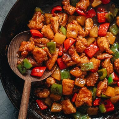 Pineapple chicken with peppers
