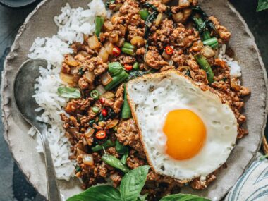 Pad krapow gai over rice
