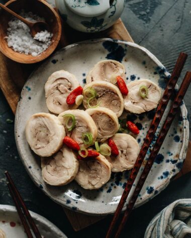Sliced chicken cold appetizer