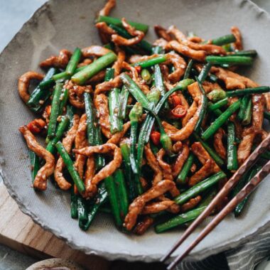 Chinese garlic chives with pork