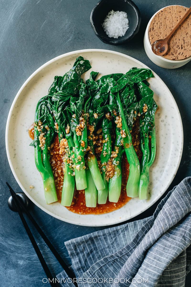 Chinese broccoli with oyster sauce