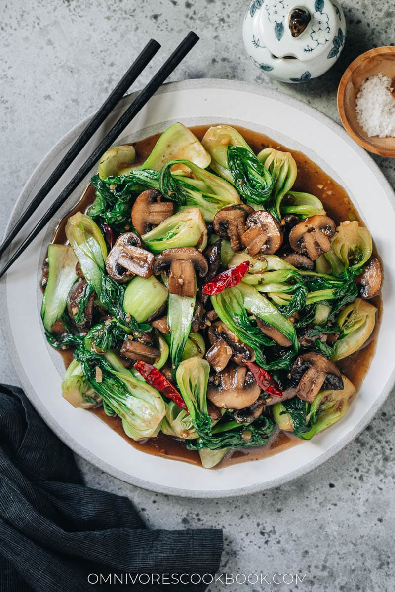 Chinese stir fried bok choy with mushroom