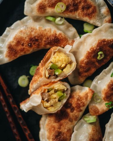 Egg and pepper dumplings showing filling