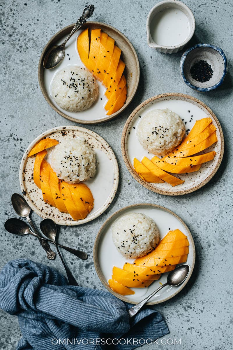 Traditional Thai mango sticky rice served in plates