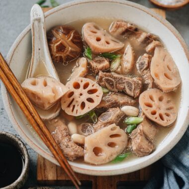 Lotus root and pork soup