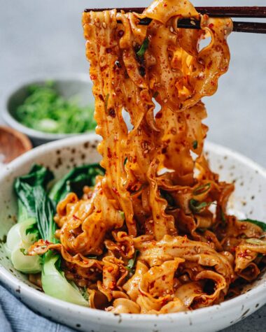 Stretching biang biang noodle