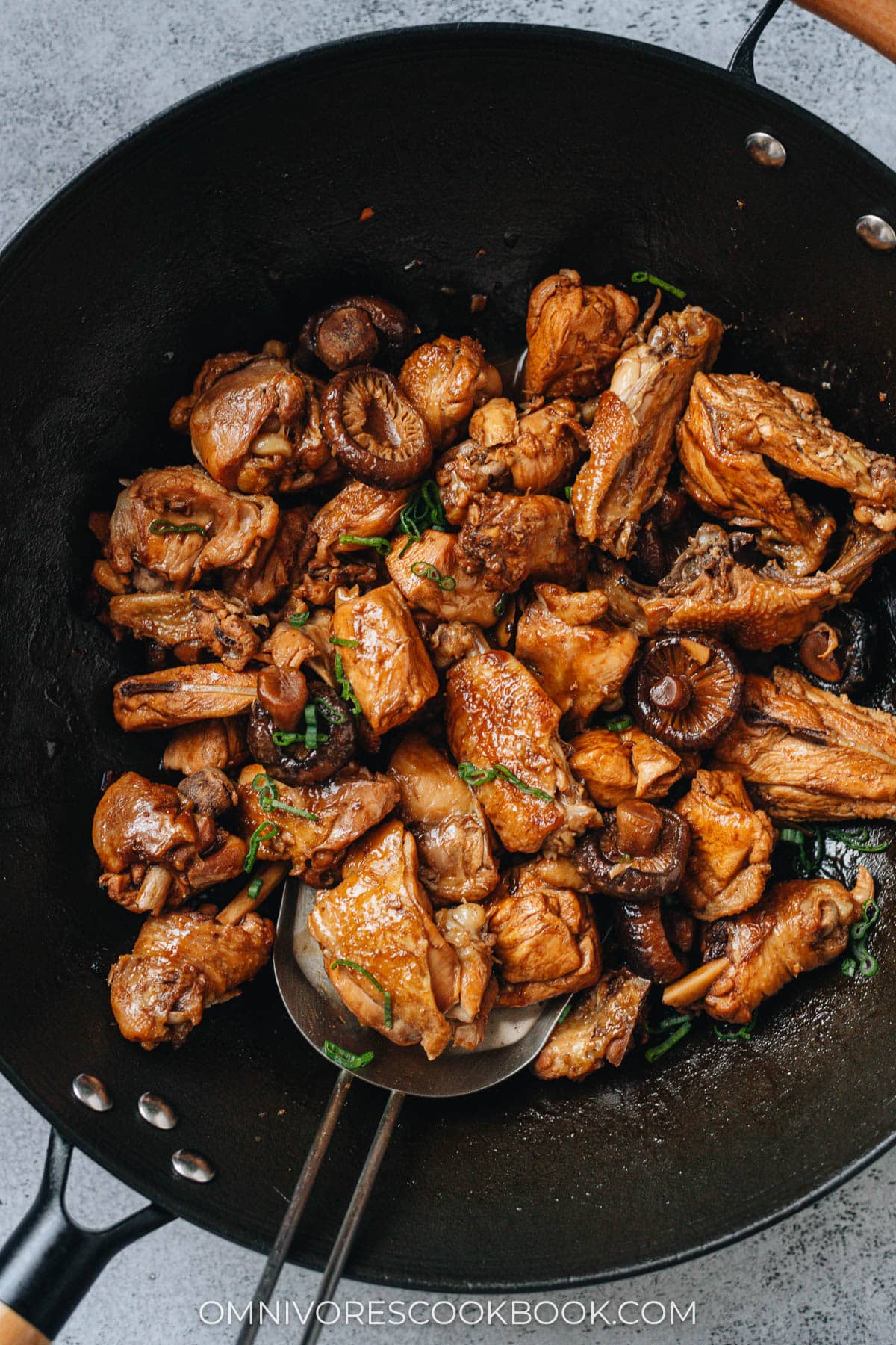 Chinese braised chicken with mushroom in a wok